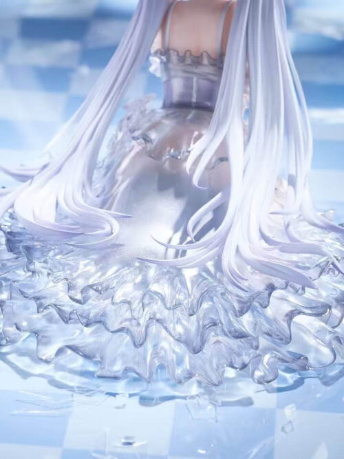 Kneeling Cinderella - Detail View 6