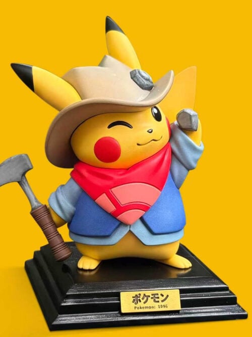 Explorer Pikachu - Detail View 1