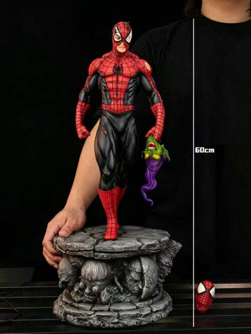 Battle-Damaged Spider-Man - Detail View 11