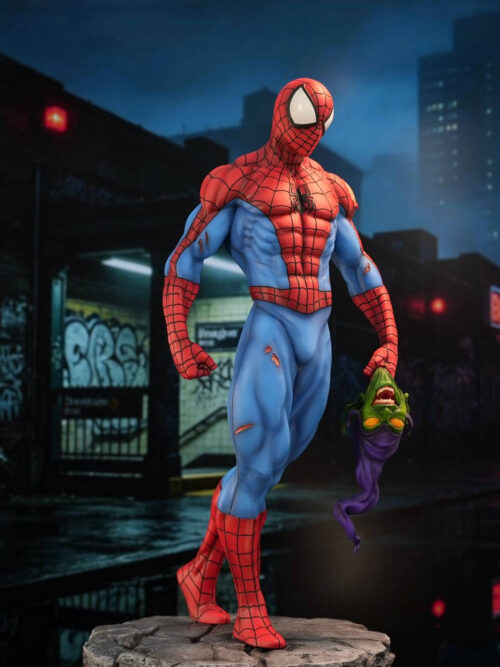 Battle-Damaged Spider-Man - Detail View 2