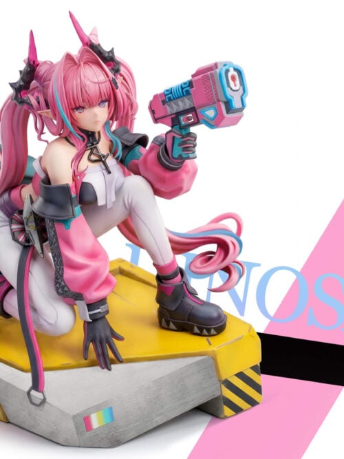 Twin-Tails Water Gun Girl - Collectible Figure Main View