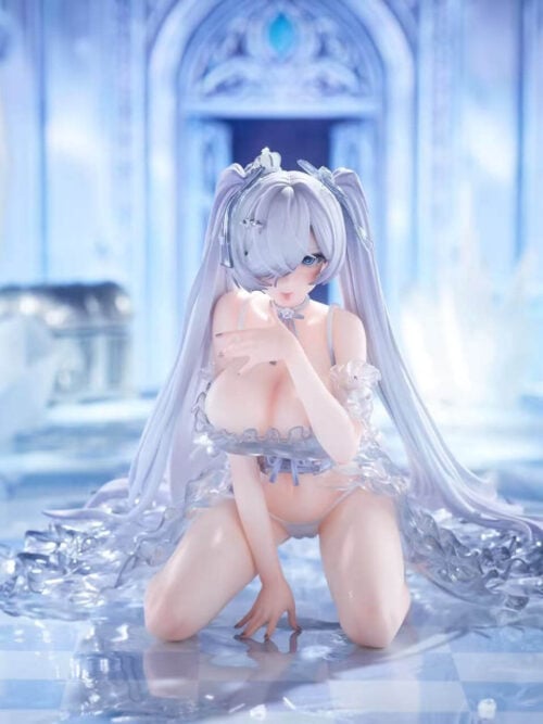 Kneeling Cinderella - Collectible Figure Main View