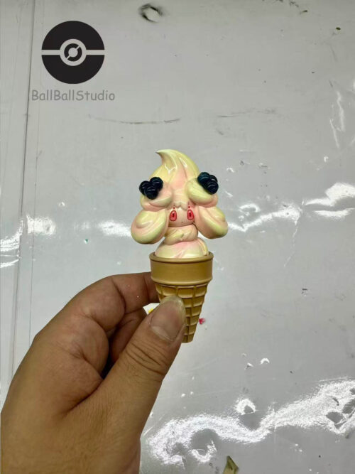 Summer Version Alcremie - Detail View 5