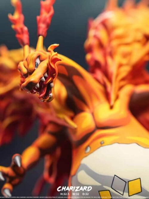 Super Charizard - Detail View 1
