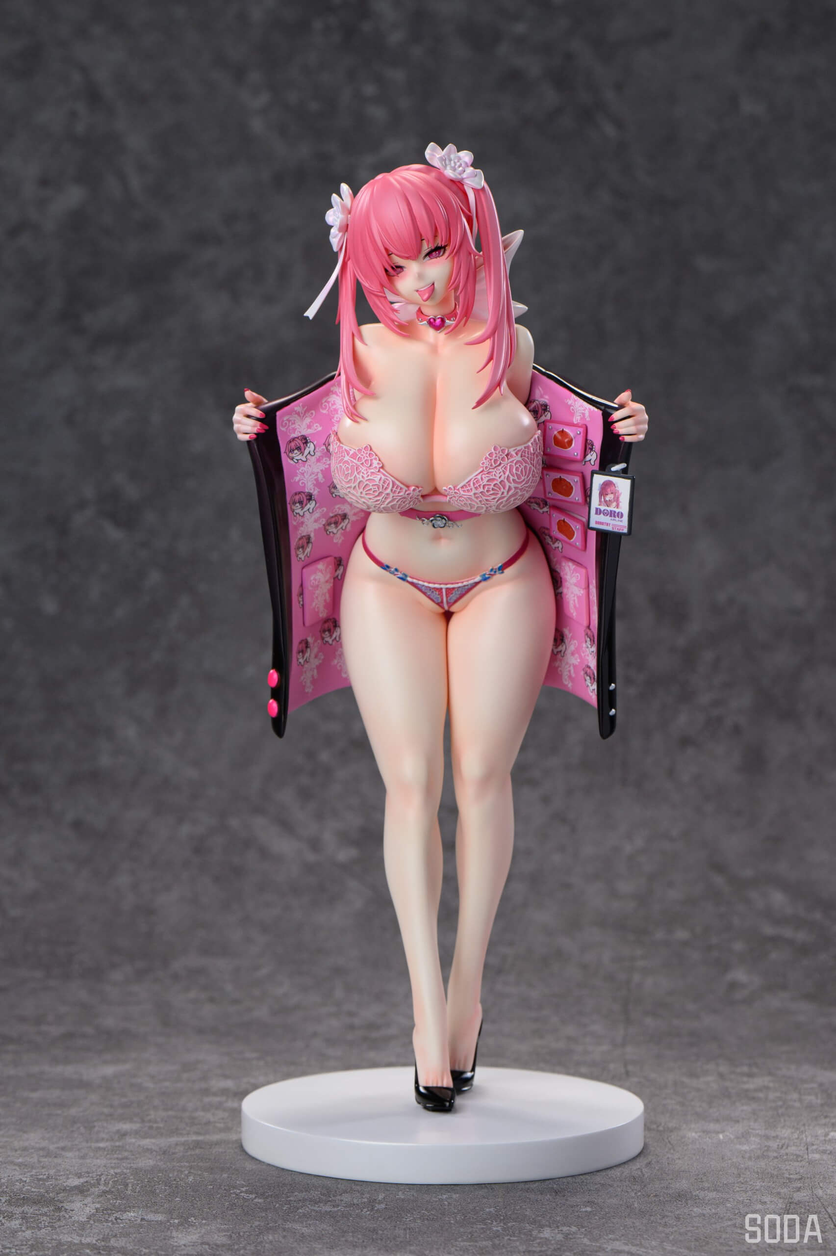 Jade Grenadier Dorothy — Goddess of Victory: Nikke - Featured Image Jade Grenadier Dorothy — Goddess of Victory: Nikke - Collectible Figure Main View
