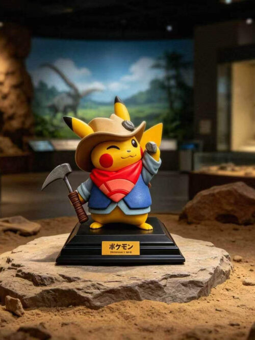 y13a1gzntmkc3ecydtzg8wqct9e22ccd Explorer Pikachu - Collectible Figure Main View