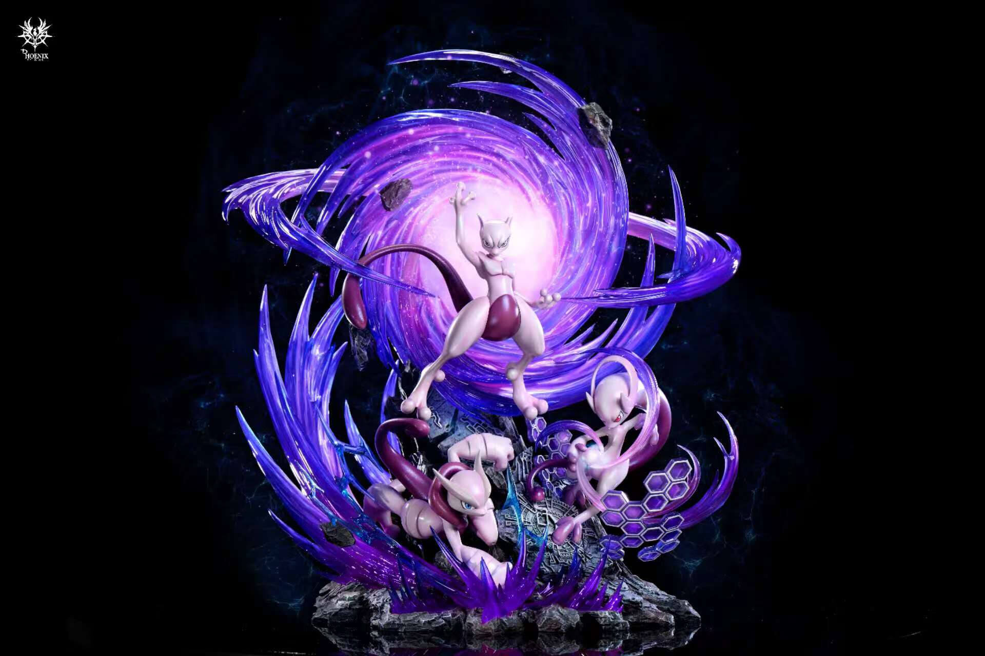 Mewtwo - Featured Image Mewtwo - Collectible Figure Main View