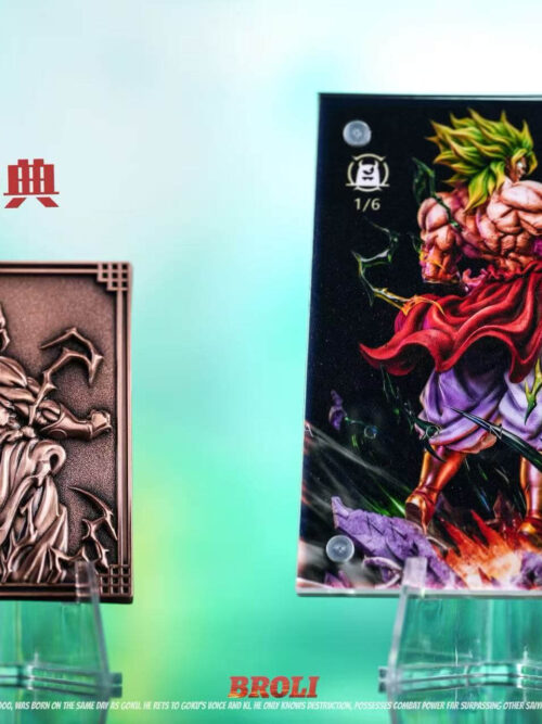 Legendary Super Saiyan Broly Looking Back - Detail View 7