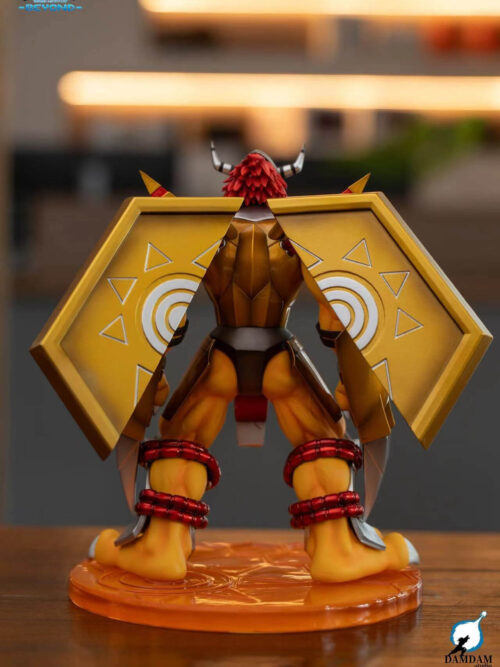 WarGreymon and Agumon - Detail View 8