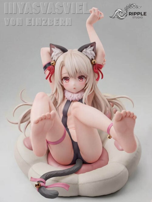 Magical Girl Illyasviel von Einzbern - Collectible Figure Main View