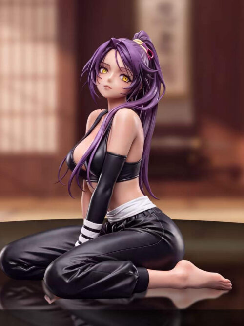 Kneeling Yoruichi Shihoin - Collectible Figure Main View