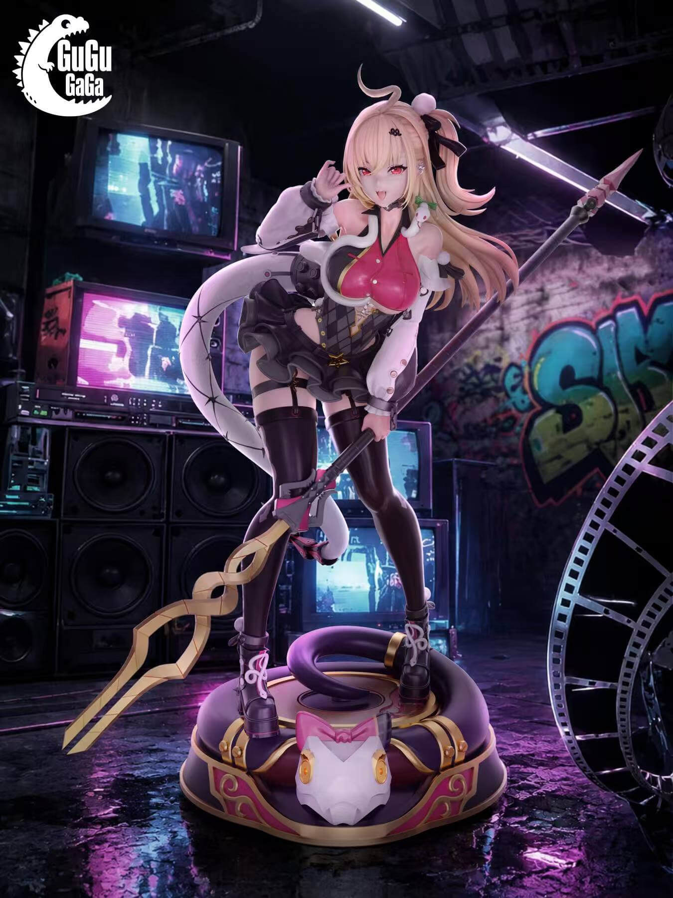 Cissia - Featured Image Cissia - Collectible Figure Main View