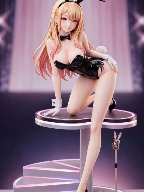 Bunny Girl Marin Kitagawa - Collectible Figure Main View