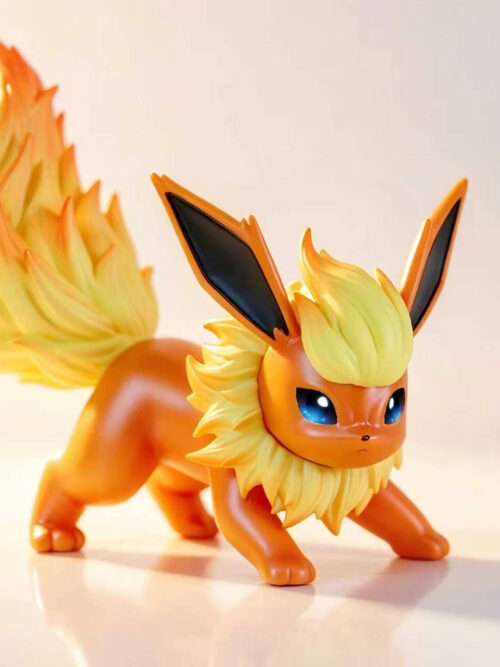 Flareon & Vaporeon - Collectible Figure Main View