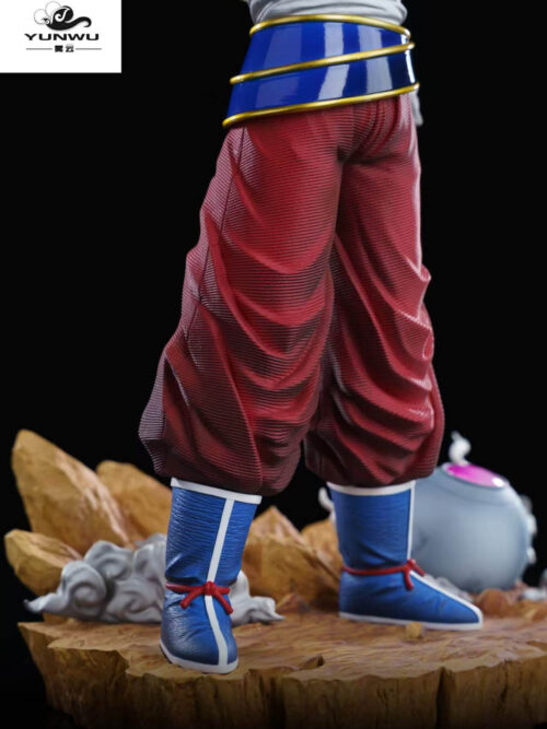 Super Saiyan Son Goku - Detail View 8