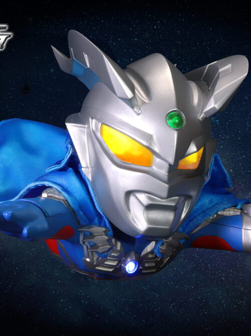 Levitating Ultraman - Detail View 13