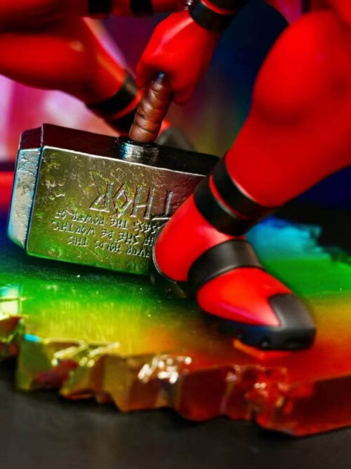 Thor Deadpool - Detail View 12