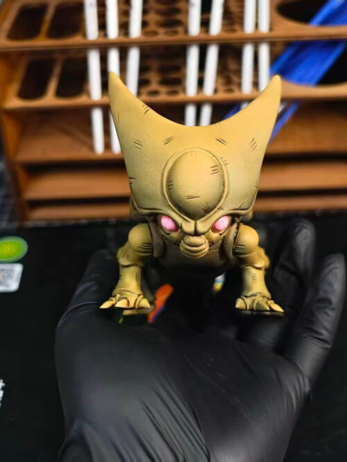 Larval Cell - Collectible Figure Main View