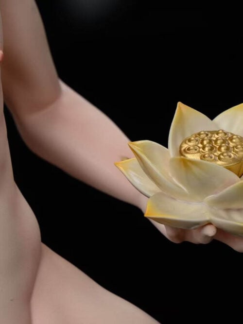Kneeling Lotus Master - Detail View 9