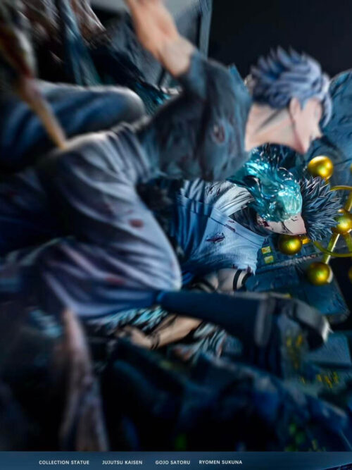 Strongest Showdown: Satoru Gojo vs. Ryomen Sukuna - Detail View 2