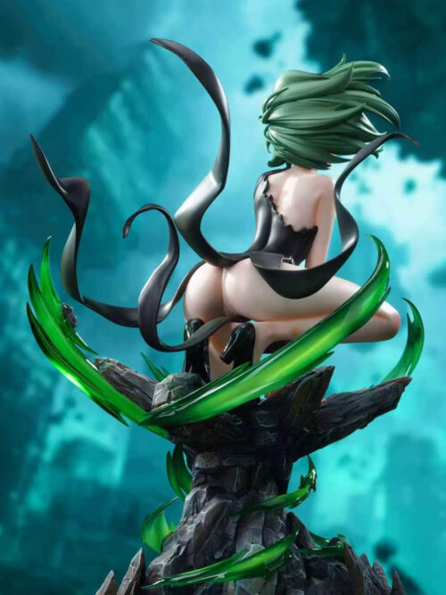 Levitating Tatsumaki - Detail View 1