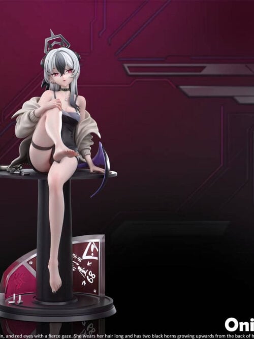 Seated Onikata Kayoko - Collectible Figure Main View
