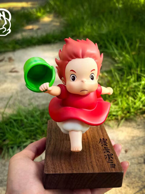 Running Ponyo - Detail View 2