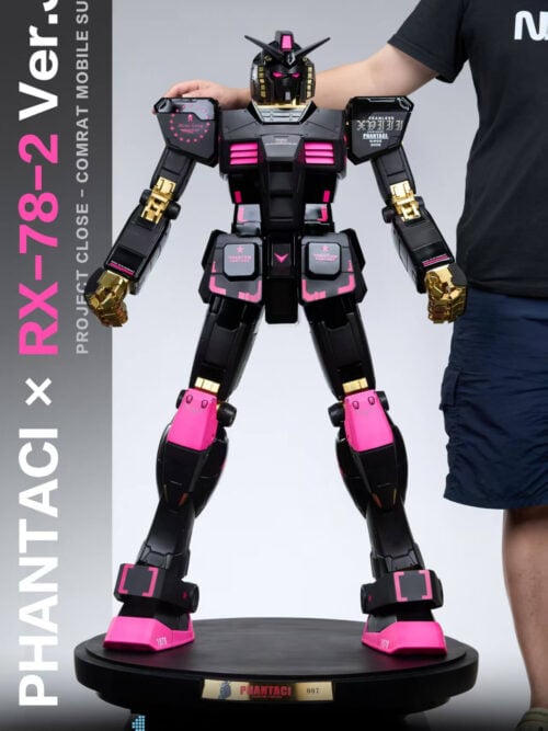 PHANTACI x RX-78-2 Gundam Ver.J 110 cm Full-Body Statue - Collectible Figure Main View