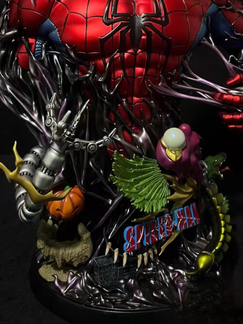 Prison 27 Spider-Man 1/3 Scale Bust - Detail View 4