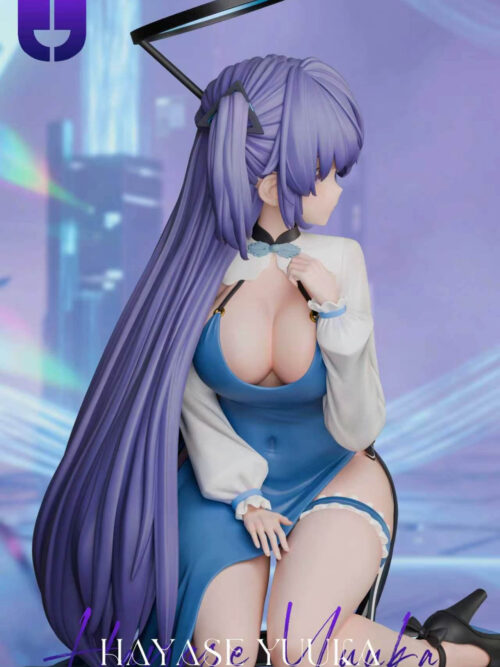 Kneeling Hayase Yuuka - Blue Archive - Detail View 3