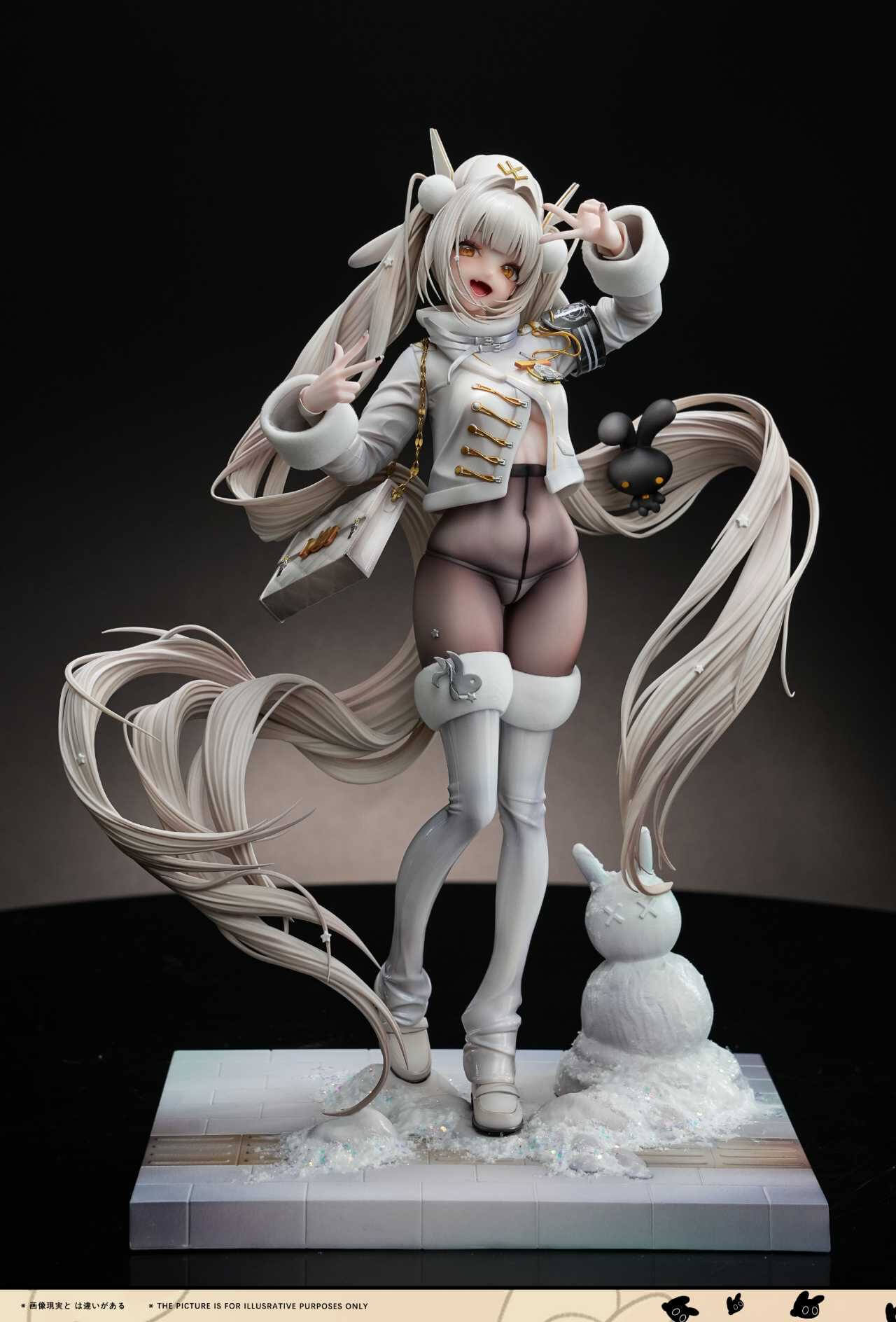 Lucky Express Blanc - Featured Image Lucky Express Blanc - Collectible Figure Main View
