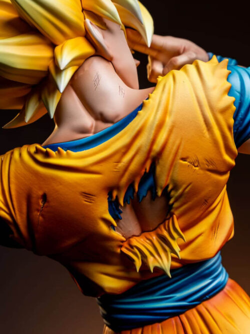 Looking-Back Instant Transmission Super Saiyan Son Goku - Detail View 6