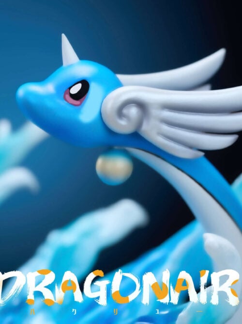 Dragonite Family: Dragonite, Dragonair and Dratini - Detail View 3
