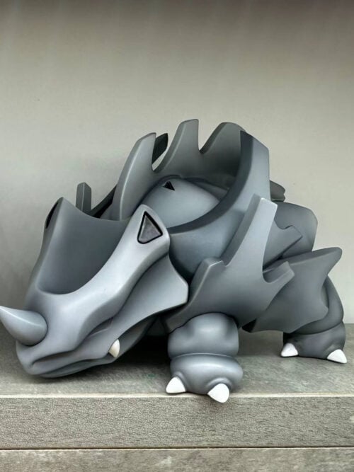 Exaggerated-Spine Rhyhorn - Pokรฉmon Special - Collectible Figure Main View