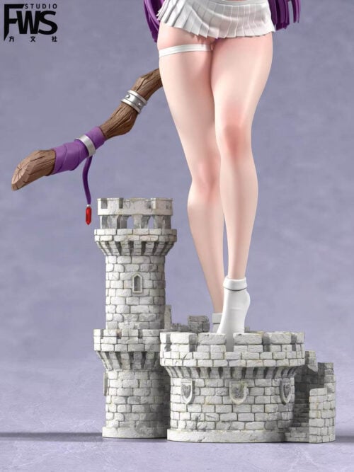 Fern with Castle Base - Frieren: Beyond Journey's End - Detail View 4