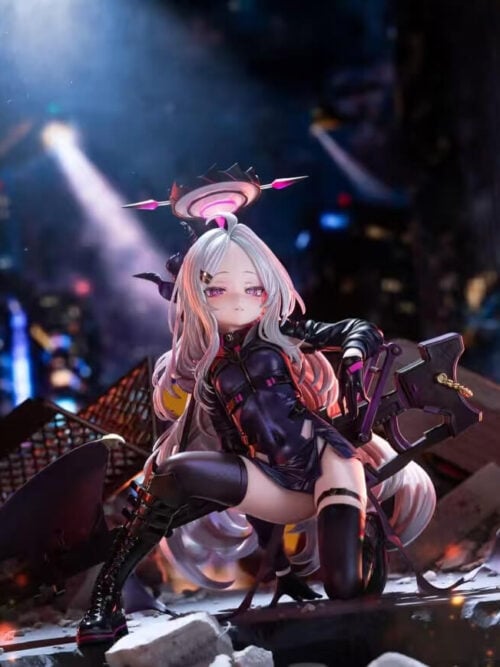 Low-Seated Sorasaki Hina — Blue Archive - Collectible Figure Main View