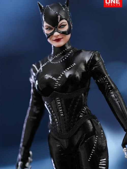 Catwoman Lady 1/12 Scale Collectible Figure - Detail View 1