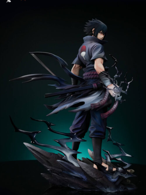 Sword-Drawn Sasuke Uchiha โ Naruto - Collectible Figure Main View