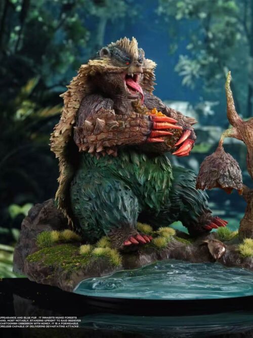 Monster Hunter Arzuros & Redhelm Arzuros - Detail View 2