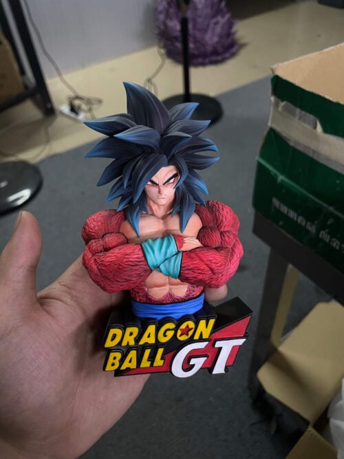 Super Saiyan 4 Son Goku Bust — Dragon Ball - Collectible Figure Main View