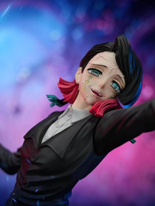 Close-up of Enmu's face and upper torso on DreamHunter Studio's 1/6 scale statue, highlighting his forehead veins, cheek markings, kanji-inscribed left eye, red-tipped hair, and the mouth on the back of his raised left hand.