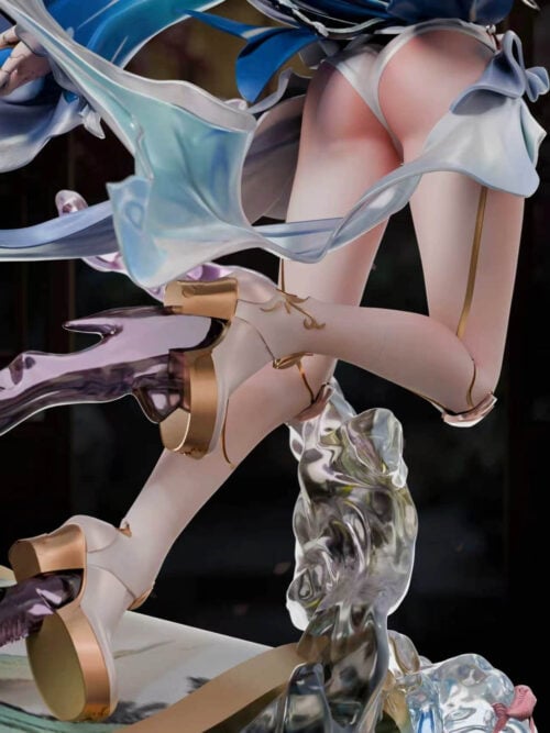 Close-up of the Pearl statue's lower body showing articulated-style knee joints, gold thigh trim lines, white-and-gold platform heels, and translucent splash effects.
