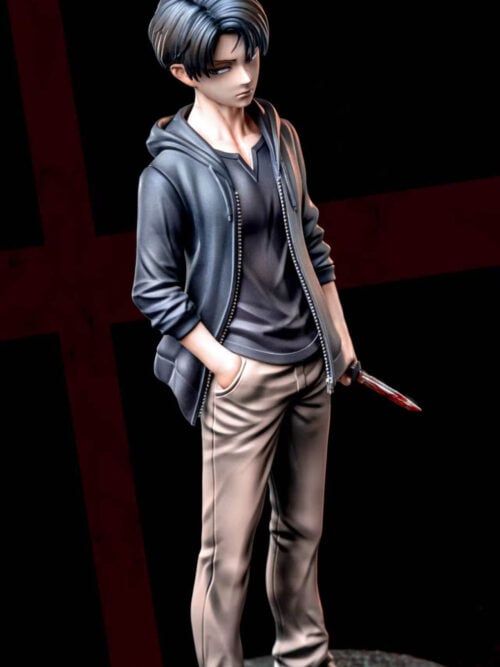 cfs003683 03 Full-length studio render of Mahakala Studio's 1/6 scale childhood Levi Ackerman statue from Attack on Titan in an unzipped dark hoodie and beige trousers on a mossy round base, holding a bloodstained knife in his left hand.