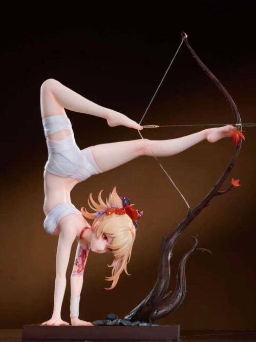 Yoimiya statue balancing on both hands and drawing a tree-like bow with her feet above a rectangular base.