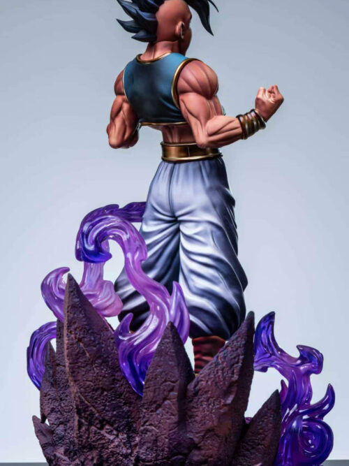 Rear view of Uub showing his swept-up mohawk, cropped blue vest and pale trousers above the jagged purple base.