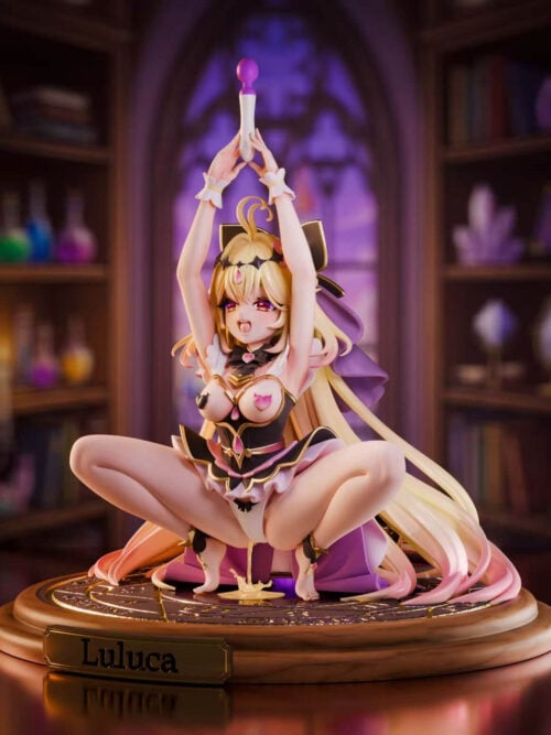 Three-quarter view of Moria Luluka with raised arms, bare feet, long blonde hair and a round base with a Luluca nameplate.