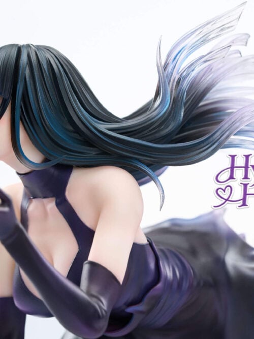 Left-side profile of the HO Studio Hinata Hyuga figure highlighting the flowing hair sculpt fading from dark blue to translucent clear tips.