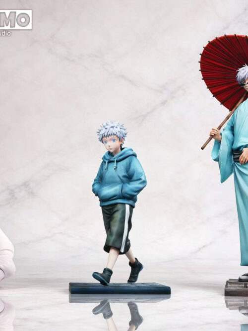 Version comparison of GUGU Studio and MIMO Studio Satoru Gojo’s Life 1/6 figures showing the Baby, Young, and Adult Satoru Gojo figures side by side.