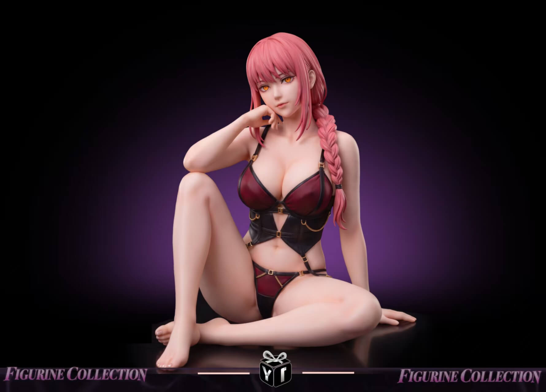 Makima Seated Pose 1/6 Figure by YI Studio - Front Render Front render of the YI Studio 1/6 scale Makima figure from Chainsaw Man seated with one knee raised, wearing burgundy and black lingerie with gold-tone chains and pink hair in a single braid.